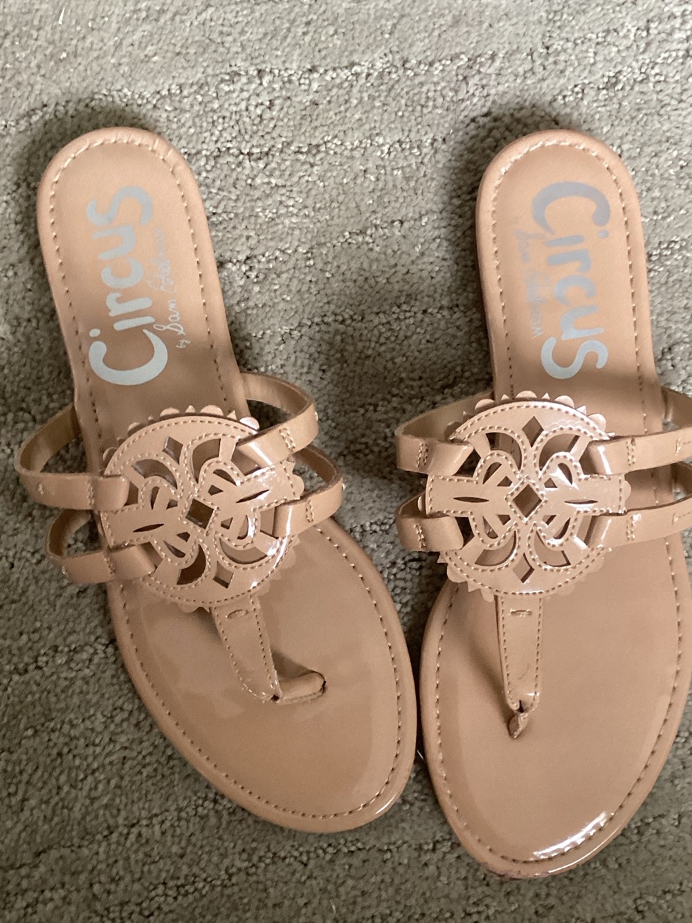 Circus by Sam Edelman Beige Patent Thong Sandals with Decorative Medallion